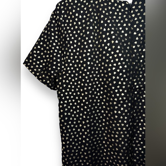 J. Crew Black Short Sleeve Shift Dress in Gold Heart Print Valentines Size 8 - Picture 5 of 11